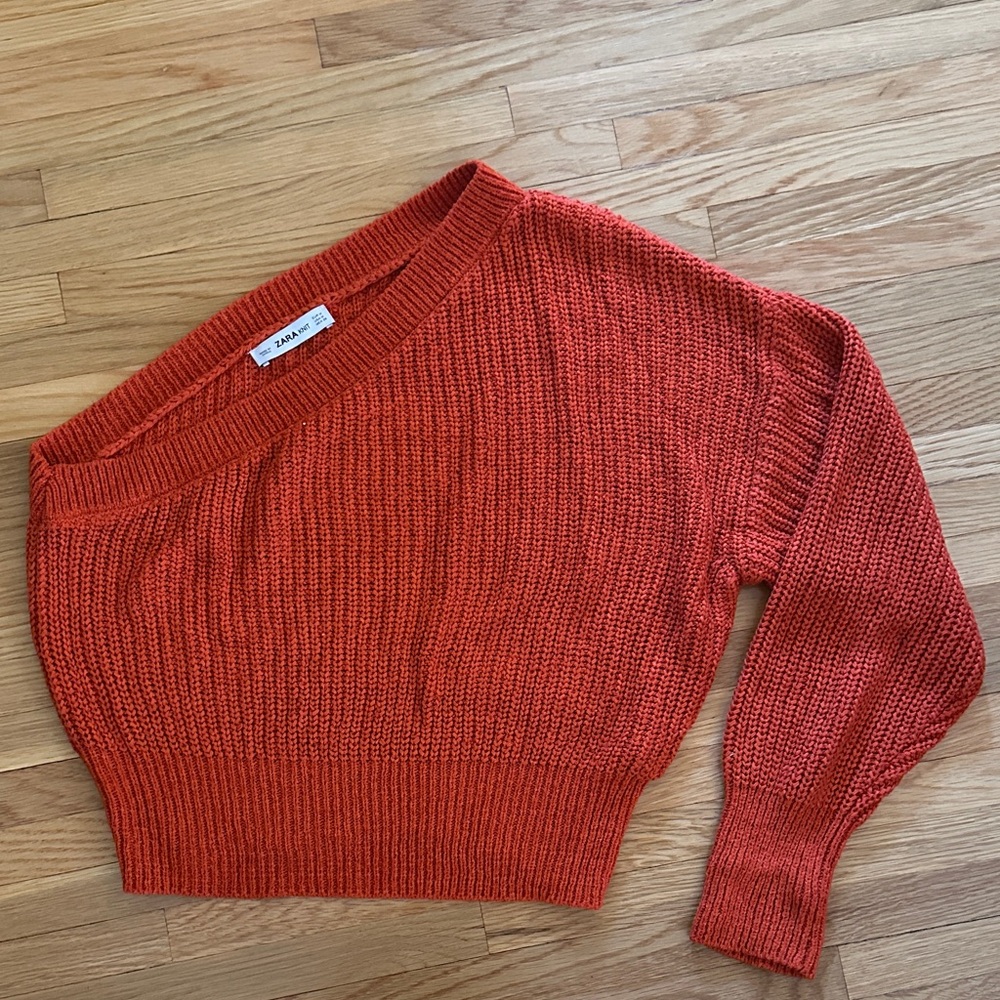 Zara Women's Off-the-Shoulder Burnt Orange Sweater